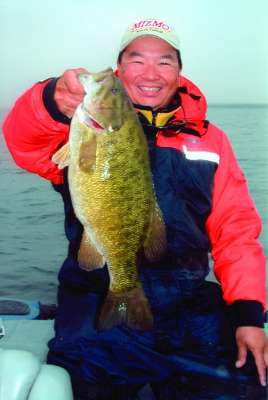 	<strong>David Chong</strong>
<p>
	7 pounds</p>
<p>
	Lake Simcoe, Ontario</p>
<p>
	1/4 ounce tube jig</p>
