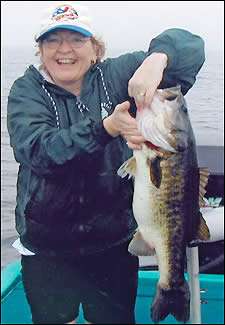	<strong>Randi L. Conger</strong>
<p>
	13 pounds, 4 ounces<br />
	3/31/2004; 9:30 a.m.<br />
	Lake Tohopekaliga, FL<br />
	<b>Lure</b>: 6-inch shiner<br />
	<b>Depth</b>: 3 feet, weedline</p>
