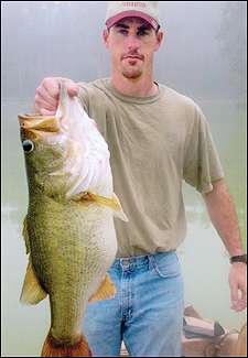 
	<strong>Jason Ezell</strong>
<p>
	10 pounds, 11 ounces<br />
	3/25/2005; 9:10 a.m.<br />
	Pascagoula River, MS<br />
	<b>Lure</b>: Â½ ounce Strike King jig (brown/chartreuse)<br />
	<b>Depth</b>: 1 foot, submerged stump</p>
