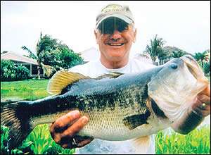 
	<strong>Larry Schwartz</strong>
<p>
	10 pounds, 2 ounces<br />
	4/10/2005; 4:30 p.m.<br />
	Private Lake, FL<br />
	<b>Lure</b>: 4Â¼-inch Stick-o-worm (amber/red flake)<br />
	<b>Depth</b>: 6 feet, weeds below water line</p>
