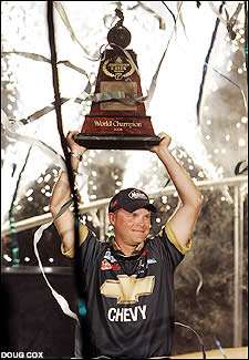 Presenting your new CITGO Bassmaster Classic champion ⦠Luke Clausen.