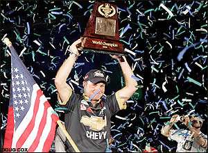 Presenting your new CITGO Bassmaster Classic champion ⦠Luke Clausen.