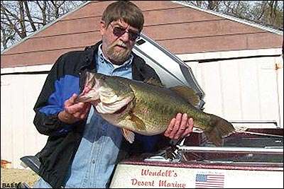 <p>
	<strong>Wendell Pinkerton</strong></p>
<p>
	11 pounds, 13 ounces<br />
	12/3/2005; 3:45 p.m.<br />
	Champion Lake, Texas<br />
	<b>Lure</b>: custom spinnerbait (chartreuse/red)<br />
	<b>Depth</b>: 4 feet, ledge drop</p>

