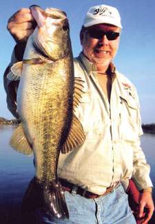 <p>
	<strong>Steve Smith</strong></p>
<p>
	10-7</p>
<p>
	Orange Grove Lake, Fla.<br />
	9-inch golden shiner 2/17/2006; 8:20 a.m. * Weather: clear * Water: clear, 61 degrees * Depth: 6 feet, brush, wood, grass</p>
