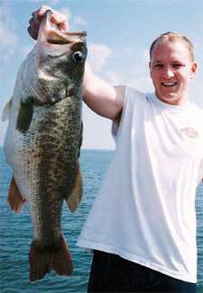 <p>
	<strong>Terry Ryan</strong></p>
<p>
	11-0</p>
<p>
	Lake Ray Roberts, Texas<br />
	Norman DD22 (white/lavender) * 7/30/2005<br />
	10:00a.m. * Weather: clear * Water: clear,<br />
	86 degrees * Depth: 8-10 feet</p>
