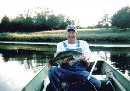 <p>
	<strong>Steve Schmidt</strong></p>
<p>
	10-8</p>
<p>
	Lancaster County Farm Pond, Neb.;<br />
	5-inch Trick Stick Wacky Worm</p>
