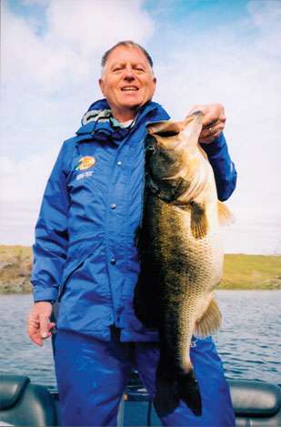 <strong>Jim Levinson</strong>
<p>
	11 pounds, 1 ounce<br />
	Lake Parker, Fla.<br />
	<b>Lure:</b> 8-inch Zoom Lizard (junebug)</p>
