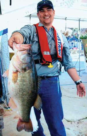 <strong>Jorge Figueroa</strong>
<p>
	11 pounds, 6 ounces<br />
	Sugar Lake, Mexico<br />
	<b>Lure:</b> 10-inch Zoom worm (watermelon/red flake)</p>
