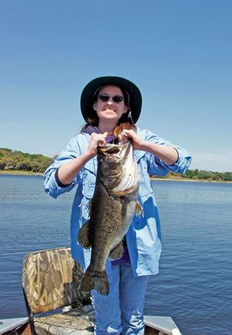 <strong>Michelle Perry </strong>
<p>
	12 pounds, 0 ounces<br />
	Johns Lake, Fla.<br />
	<b>Lure:</b> wild shiner</p>
