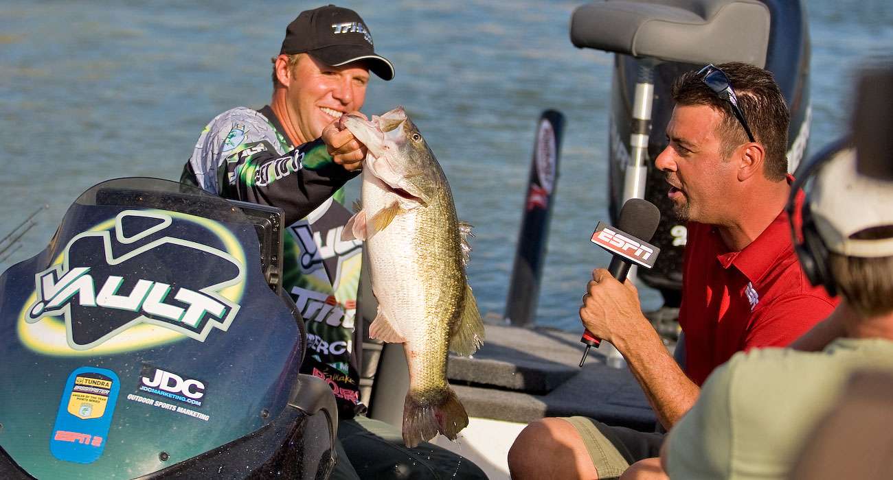 Martens shows off one of the many beasts he pulled in over four days on Falcon Lake. He had the lead going into the final day, but gave up his spot to Byron Velvick and couldn't find another pattern that worked.
