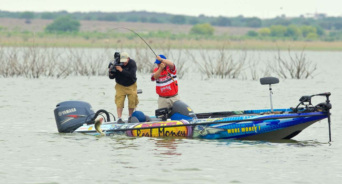 Davis was one of the few anglers that wasn't fighting over turf on the final day. He caught a lot of fish early and briefly jumped into the lead, but his 26 pounds, 14 ounces left him in fifth.