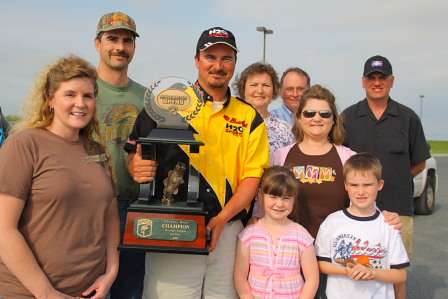 Billy McCaghren Jr.family drove to Shreveport to watch his victory live