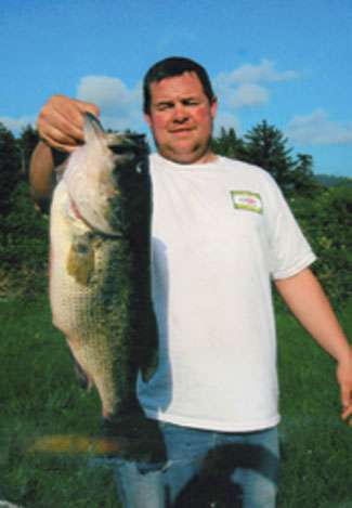 <strong>Randy Hodson</strong>
<p>
	11 pounds, 3 ounces<br />
	Lake Selmac, Ore.<br />
	Lure: Brush Hog (pumpkin)</p>
