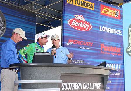 Shaw Grigsby talks to Keith Alan about his week of fishing on Wheeler Lake. Grigsby would finish 10th in the Southern Challenge.