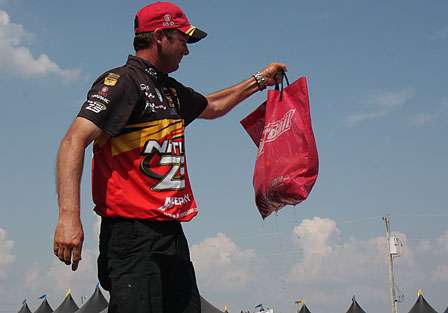 Kevin VanDam as he hefts his bag weighing a solid 20 pounds.