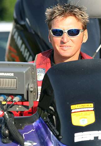 Elite Series rookie Brian Clark said he had a good practice and hopes to move up in the Advance Auto Parts Bassmaster Rookie of the Year standings. 