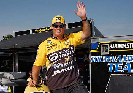 Terry Scroggins waves to the fans at the final weigh in of the Bluegrass Brawl at the Kentucky Dam Marina.