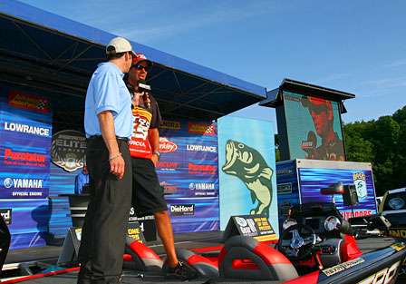 Kevin VanDam shares how he caught his fish during the Bluegrass Brawl on Kentucky Lake.
