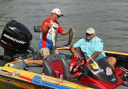 Randy Howell had another strong day on Old Hickory and moved to third place with 28 pounds, 10 ounces.