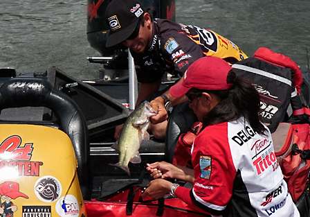 Michael Iaconelli, with help from co-angler Mary Delgado, bags his five-fish limit which would hit the scales at 9 pounds, 12 ounces for a three-day total weight of 34 pounds, 13 ounces, good enough for seventh place going into the final day.