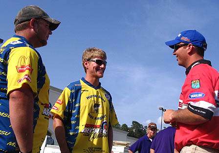 Elite Series angler Todd Faircloth (right) speaks with the Murray State anglers who will participate in the Under Armour College Bass National Championship. 