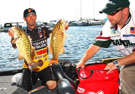 Michael Iaconelli sacked a limit weighing 21 pounds, 6 ounces and is in third place after Day One.