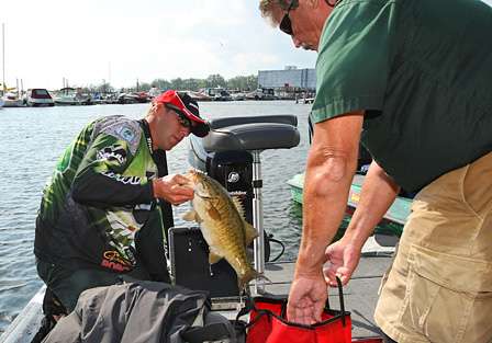 Aaron Martens sits in second place after the first day of fishing on Lake Erie with 22 pounds. 