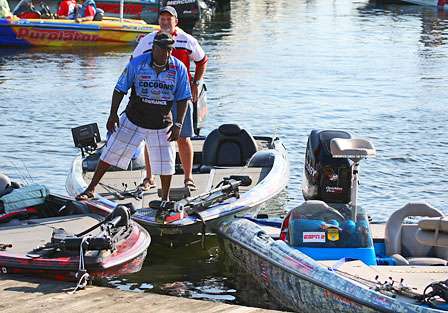 Ish Monroe tries to make a little room to squeeze his boat closer to a very crowded boat-dock during the Day Two weigh-in. 