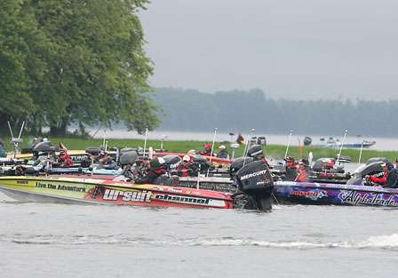Elite Series anglers begin to jockey their boats into position for the Day Two launch.