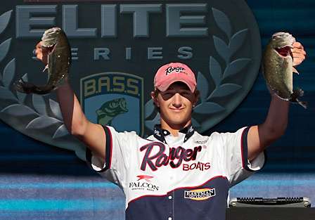 In 10th place in the 15-18 year-old division was Austin Terry of San Angelo, Texas, who weighed in 13 pounds, 15 ounces.