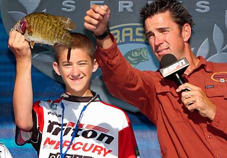 5 pounds, 13 ounces landed Brett Ellis of Hattiesburg, Mass., in 24th place in the 11-14 year-old division of the Junior World Championship.