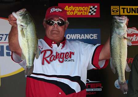 Jerry Williams ended up with the lead at the end of Day One, with a weight of 19 pounds, 15 ounces. 