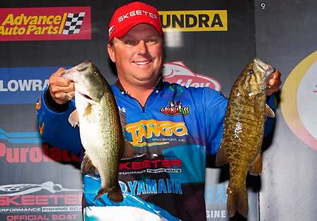 Pro Lance Vick proudly claims fourth place at the end of Day Two with a total of 25-11.