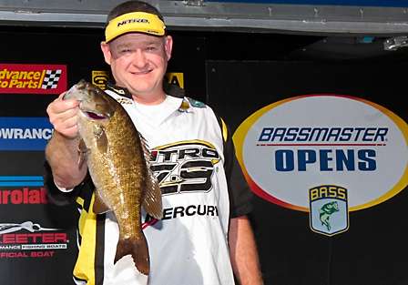 This smallmouth bass helped pro Michael Burns to a total weight of 33-9, good for 3rd place overall.