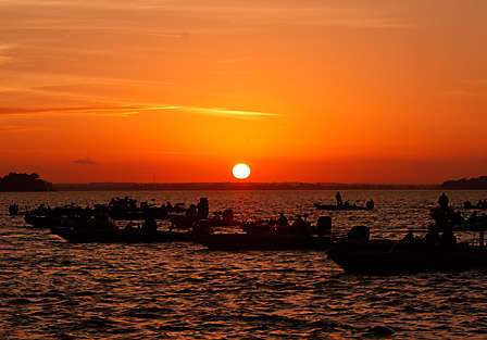 The sun rises as the pros and their co-anglers wait patiently for their boat number to be called up for launch.