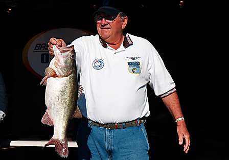 Donnie Dodd - 1st Place (Co-Angler) - 32 lbs.7 oz.