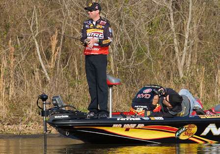 Kevin VanDam had Mark Zona as his observer on the final day of practice. 