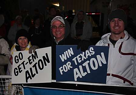 Some of the Texas fans were easy to spot as they came out to support Alton Jones, the reigning Classic Champ.