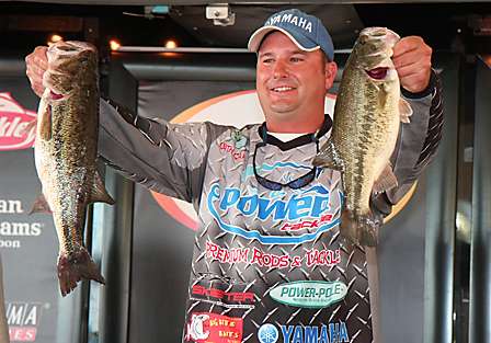 Keith Caka (9th, 17-15)