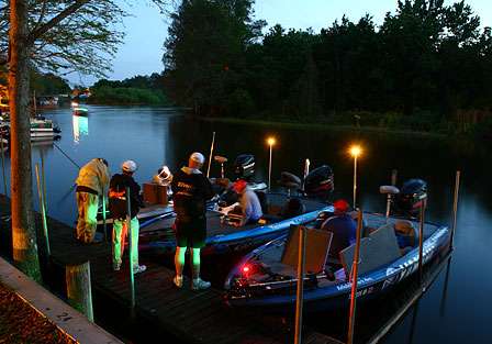 Several anglers arrived before dawn to prepare for Day Three of the Citrus Slam on the Kissimmee Chain of Lakes.