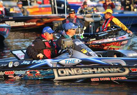 Jay Fuller jockeys his boat into position for takeoff early on Day Three. Fuller is in 13th place with 29 pounds, 10 ounces. 