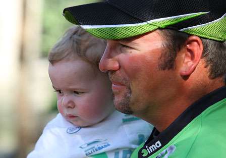 After weighing in and finishing 31st in the Citrus Slam, Fred Roumbanis spent time with his son, Jackson. 