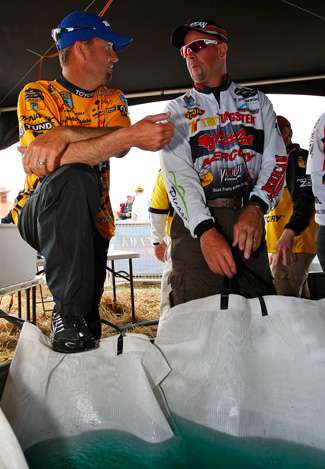 Gerald Swindle and Marty Stone discuss what went wrong for them this week on Wheeler Lake, neither qualified in the 50-cut to fish on Sunday.
