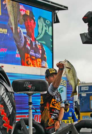 Iaconelli shows his best fish of the day to the cameras and the crowd.