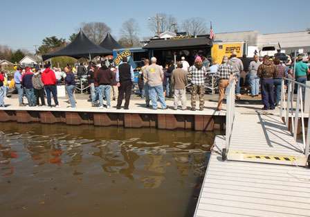 There was only a short walk from the docks at Anchor Boats Marina to the Bassmaster weigh in stage, and fans and anglers alike filled every open gap.