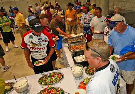 After being paired for Day One, Marshals and Elite Series competitors moved to the banquet room for a time of food and socializing.
