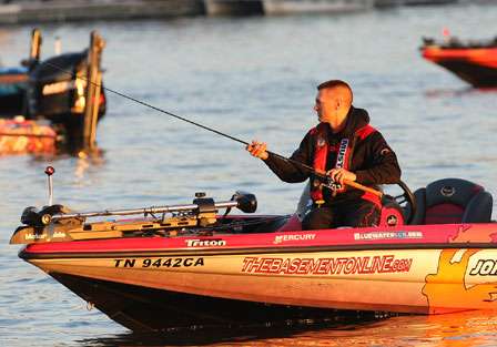 Randy Howell prepares his tackle for the day of competition, hoping to hang on to a top-12 spot in the TTBAOY race.