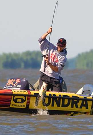 Iaconelli started the day in 16th place and had hopes of moving up into another top 12 position by the end of the day.