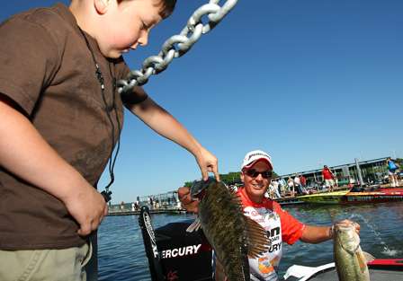 Everybody likes to get his or her hands on a big smallmouth bass.