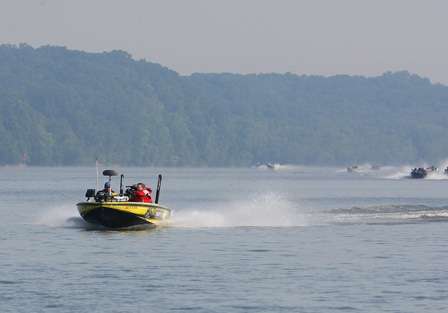 After finally being able to safely navigate Kentucky Lake, Bobby Lane sped to the ledge where he had built his tournament lead.